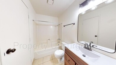 3080 Catalpa Ct in Redding, CA - Building Photo - Building Photo