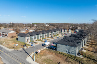 Honeycomb Heights in Clarksville, TN - Foto de edificio - Building Photo