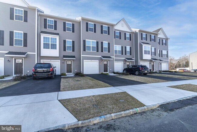 41 Barnes Wy in Gloucester Township, NJ - Building Photo - Building Photo