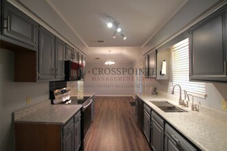 305 Lakeview St in Whitehouse, TX - Building Photo - Building Photo