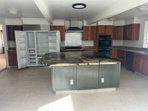 6 Mount Hood Ct in San Rafael, CA - Building Photo - Building Photo