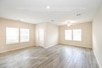 13300 Shore Grass Dr in Jacksonville, FL - Building Photo - Building Photo