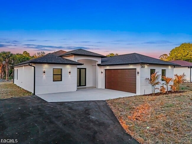 property at 2657 2nd Ave SE