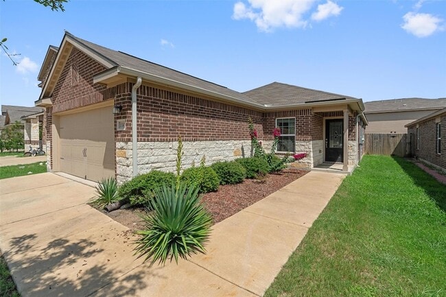 13301 William Mckinley Wy in Manor, TX - Building Photo - Building Photo
