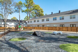 The Garden District Apartments in Germantown, TN - Building Photo - Building Photo