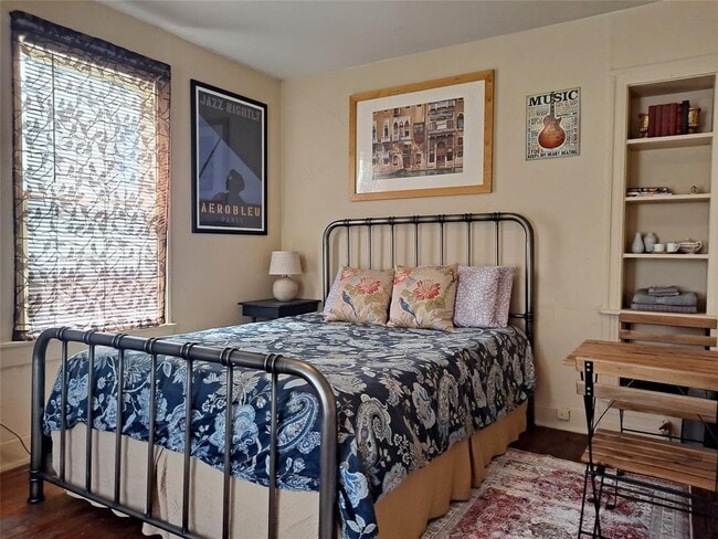 property at 1906 San Gabriel St