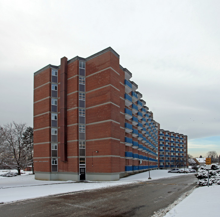 Robert J. Smith Apartments - North in Toronto, ON - Building Photo