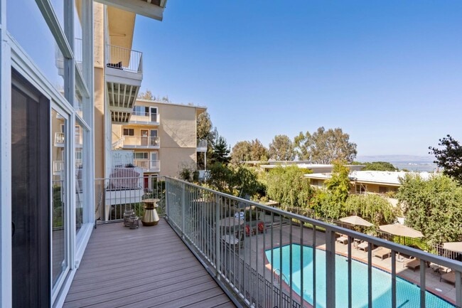 3003 Melendy Dr in San Carlos, CA - Building Photo - Building Photo