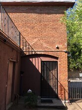 705 N St Vrain St in El Paso, TX - Foto de edificio - Building Photo