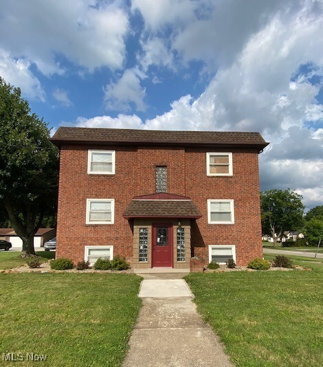 property at 1810 Mahoning Ave NW
