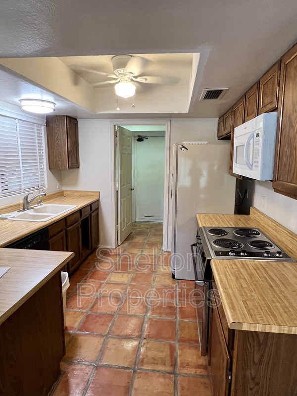 18942 N 96th Ln in Peoria, AZ - Building Photo - Building Photo