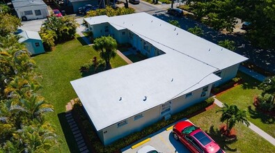 Cactus Tree in Hollywood, FL - Building Photo - Building Photo