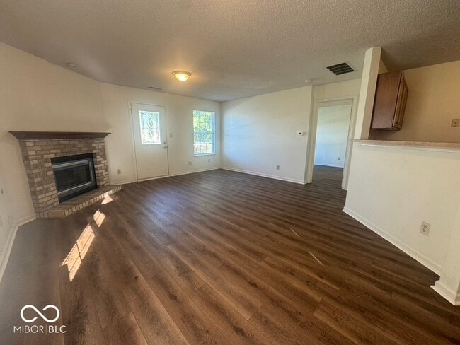 1224 Edgewater Dr in Greenwood, IN - Building Photo - Building Photo