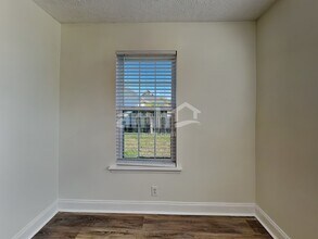 1117 Mantle Way in Murfreesboro, TN - Foto de edificio - Building Photo