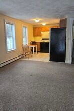 35 Old Lantern Ln in Groton, MA - Building Photo - Building Photo