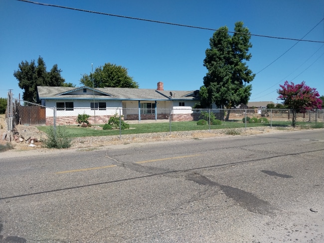 property at 9304 Hillside Ave