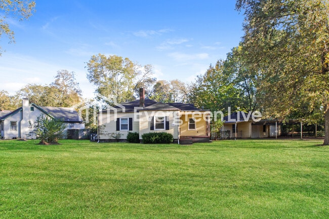 property at 1501 Tower St SE