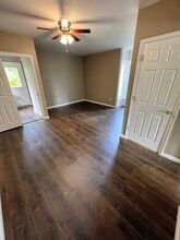 17 Wood St, Unit Lower in Batavia, NY - Building Photo - Building Photo