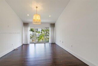 3769 NE 209th Terrace in Aventura, FL - Building Photo - Building Photo