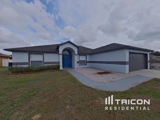 property at 4081 Lake Bluff Dr