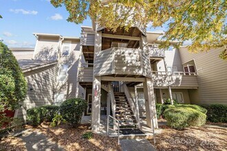 2505 Stockbridge Dr, Unit B in Charlotte, NC - Building Photo - Building Photo