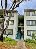 9066 W Atlantic Blvd in Coral Springs, FL - Building Photo