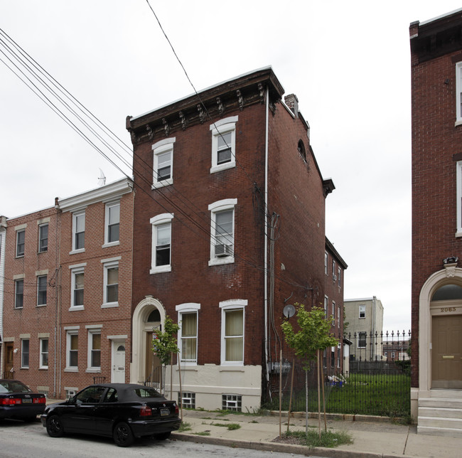 2059-2061 E York St in Philadelphia, PA - Foto de edificio - Building Photo