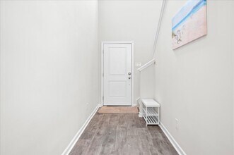 142 Bottlebrush Dr in Bloomingdale, GA - Building Photo - Building Photo