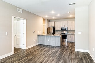 5620 NE 80th Ter in Kansas City, MO - Building Photo - Building Photo