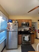 121 Liberty Rd, Unit 2 in Somerville, MA - Building Photo