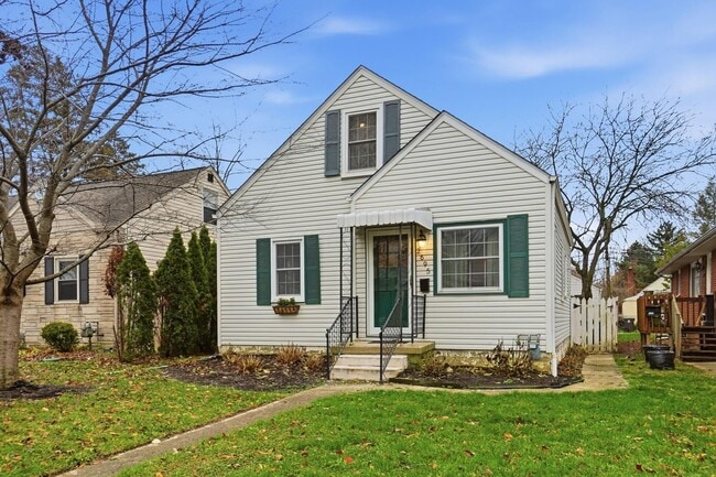 2695 Bellwood Ave in Columbus, OH - Foto de edificio - Building Photo