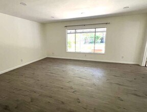 3736 Orangerie Way in Carmichael, CA - Building Photo - Building Photo