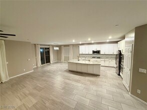 3195 Hazy Hills Ave in Henderson, NV - Building Photo - Building Photo