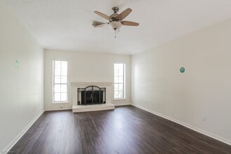 18515 Denise Dale Ln in Houston, TX - Building Photo - Building Photo