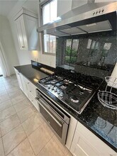 163 Frontier in Irvine, CA - Building Photo - Building Photo
