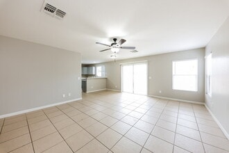 11814 W Poinsettia Dr in El Mirage, AZ - Building Photo - Building Photo