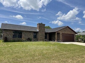 1270 Gustrow Ave NW in Palm Bay, FL - Building Photo