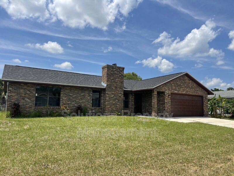 1270 Gustrow Ave NW in Palm Bay, FL - Building Photo