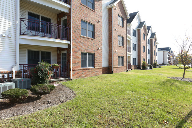 Silver Mill Apartments in Dover, DE - Foto de edificio - Building Photo