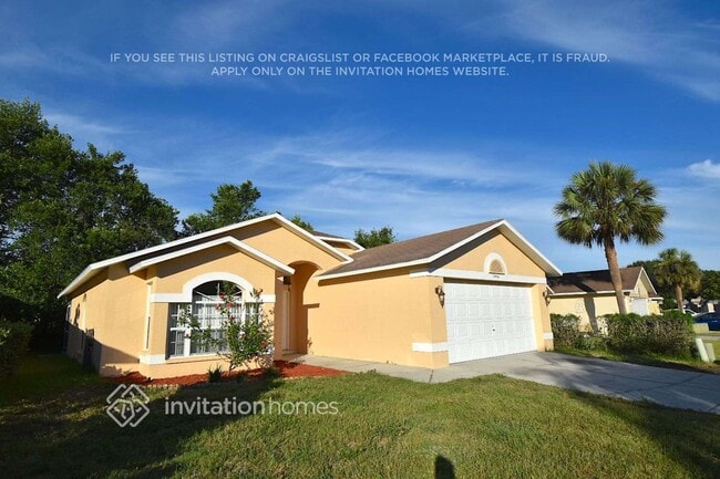 10904 New Brighton Ct in New Port Richey, FL - Foto de edificio - Building Photo