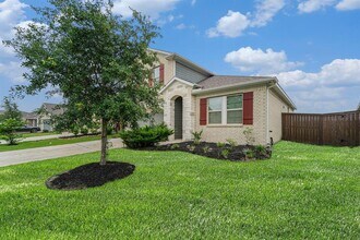 7714 Squall Ln in Mont Belvieu, TX - Building Photo - Building Photo