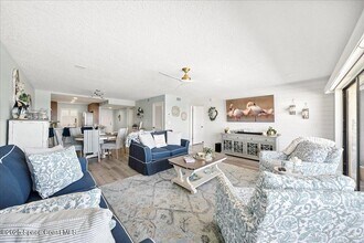 1095 N Hwy A1A in Indialantic, FL - Building Photo - Building Photo