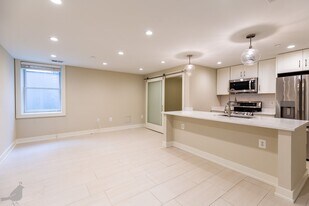 505 13th St SE in Washington, DC - Building Photo