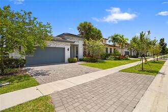 4407 SW 175th Ave in Miramar, FL - Building Photo - Building Photo