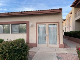 205 N 74th St in Mesa, AZ - Building Photo - Building Photo