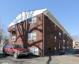 567 Walnut St in Elizabeth, NJ - Building Photo - Building Photo