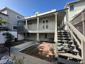 332 15th Pl in Manhattan Beach, CA - Building Photo