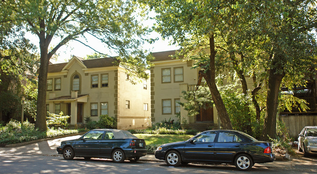 1237-1241 Harbert Ave in Memphis, TN - Foto de edificio - Building Photo