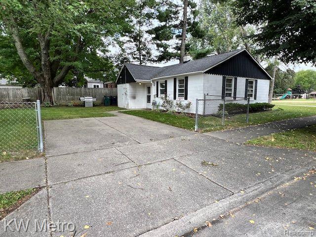 624 Montrose Ave in Royal Oak, MI - Building Photo - Building Photo