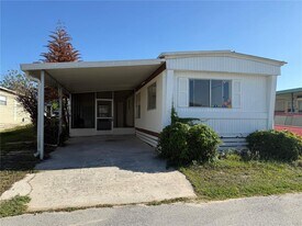 17730 US-27 in Clermont, FL - Building Photo